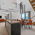 Sea Breeze, Brzet, Omiš